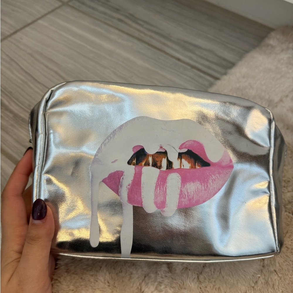 Makeup Bag Kylie Cosmetics pouch